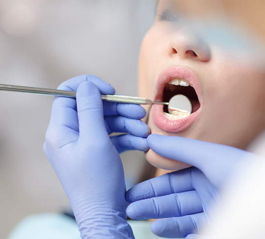 Konya diş çekimi işlemleri - DentReal Meram Diş Kliniği
